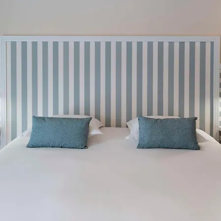 Western Centre Gare פלר