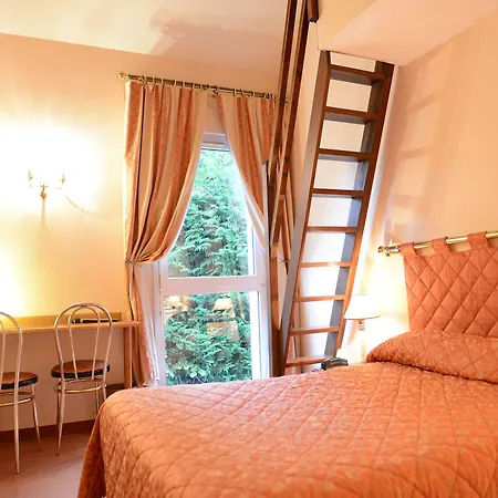 Western Centre Gare 3*