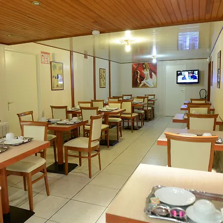 Western Centre Gare מלון