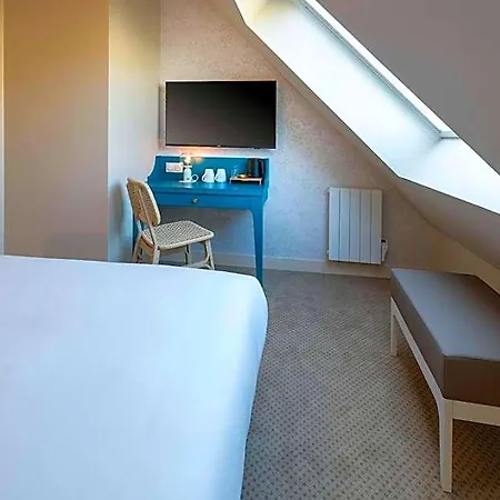 Western Centre Gare 3*