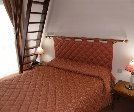 Western Centre Gare Hotel 3*