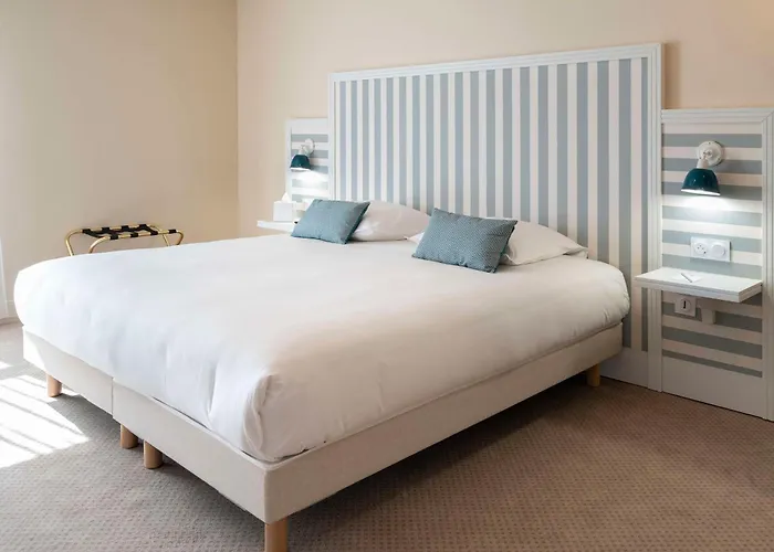 Western Centre Gare 3*