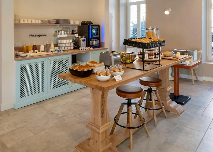 Western Centre Gare 3*